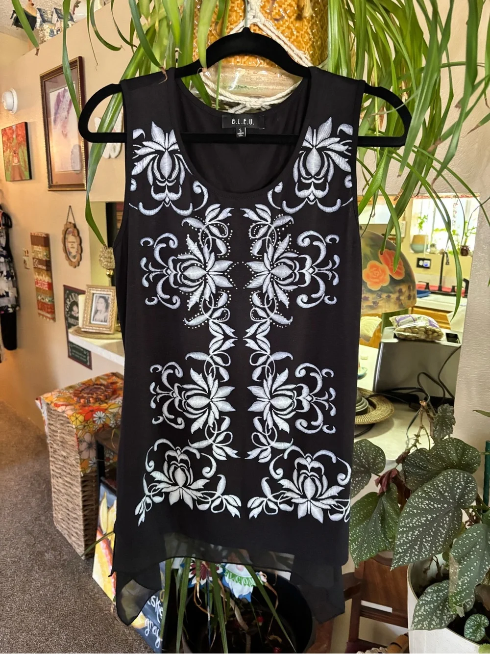 B.L.E.U. Black Tank with White Floral Embroidery - Picture 1 of 7